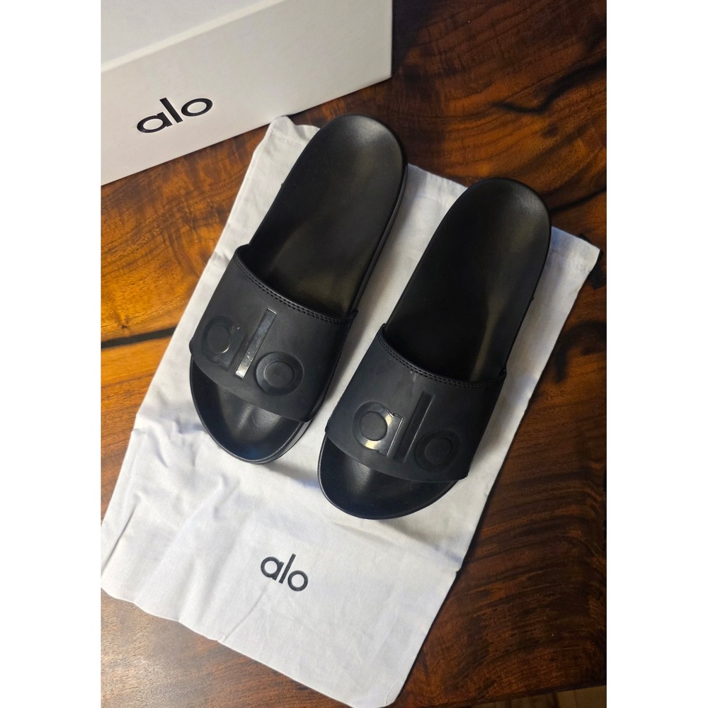 ALO YOGA THE IT SLIDE ATHELEISURE UNISEX NIB DUST BAG COASTAL BEACH